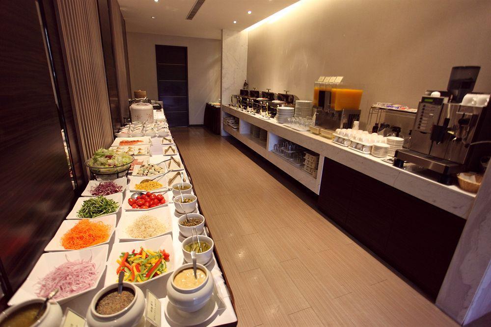 Sol Hotel Kota Hsinchu Bagian luar foto