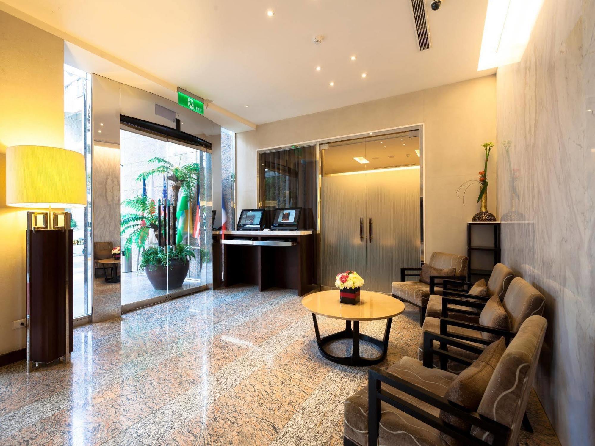Sol Hotel Kota Hsinchu Bagian luar foto